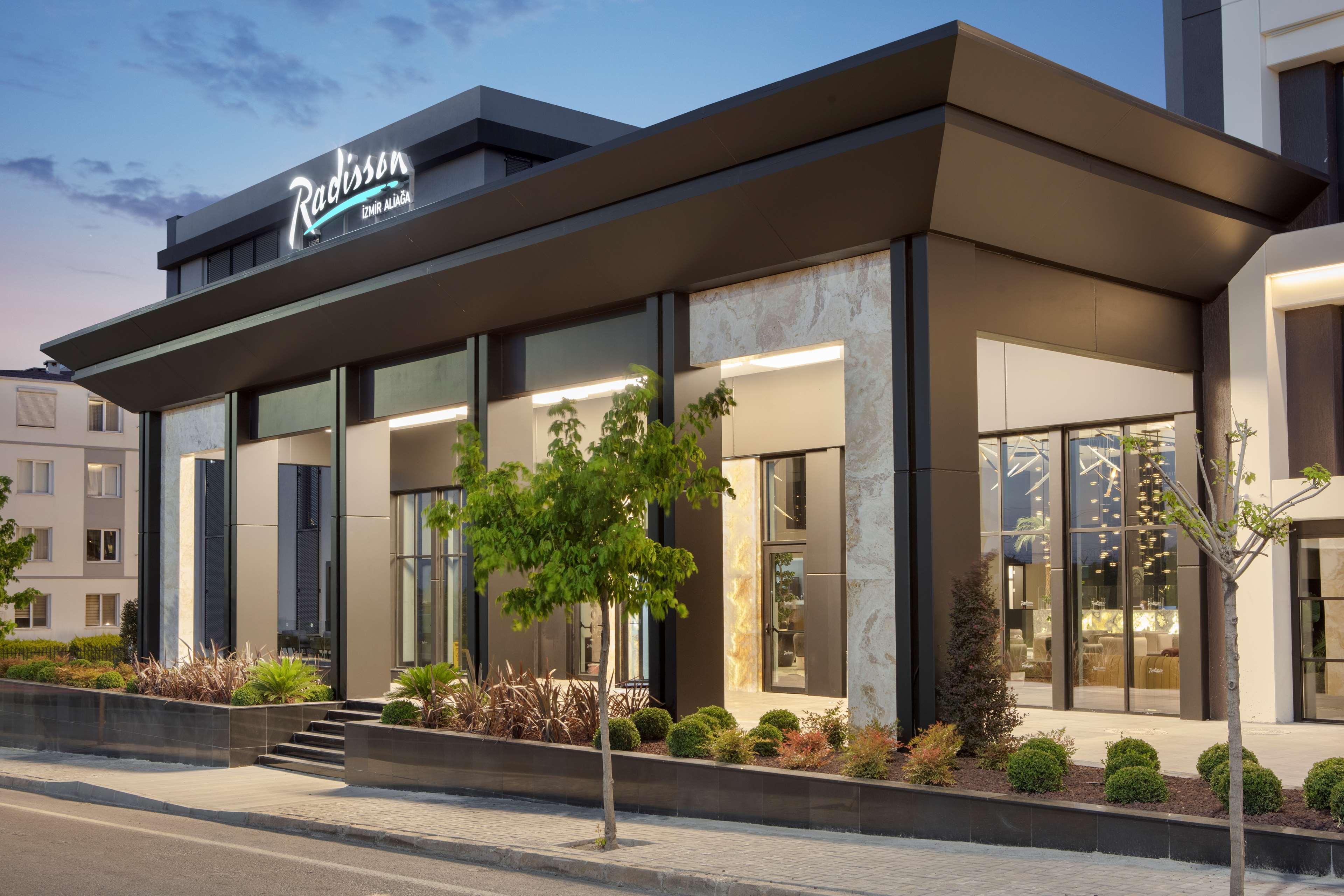 Radisson Hotel Izmir Aliaga Exterior photo